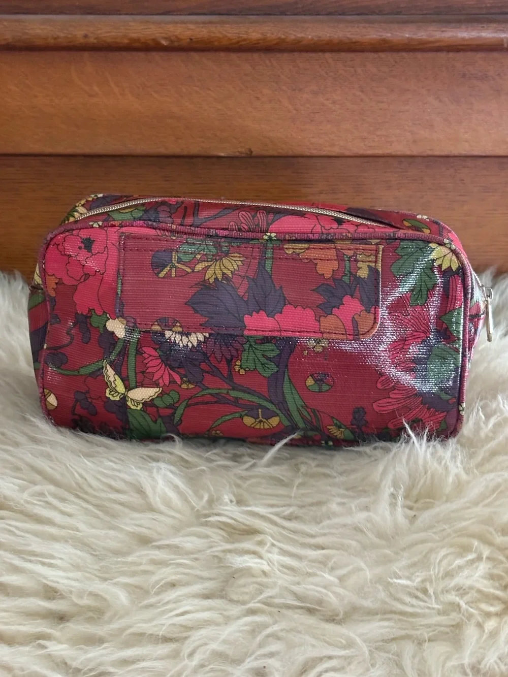 Sakroots Artists Circle Red Floral Zip Cosmetic Bag